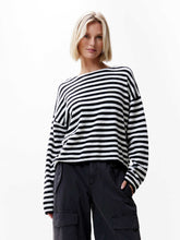 Afbeelding in Gallery-weergave laden, Catwalk Junkie Gebreide trui soft stripe
