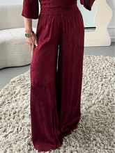 Afbeelding in Gallery-weergave laden, Berawa Jaquard Elsa Pants Wine Red
