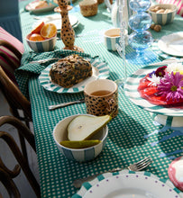 Afbeelding in Gallery-weergave laden, Anna + Nina Gingham Pegasus Tablecloth
