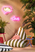 Afbeelding in Gallery-weergave laden, Neonverlichting Love
