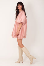 Afbeelding in Gallery-weergave laden, ByHan Ballon Dress Pink
