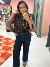 Afbeelding in Gallery-weergave laden, ByHan Leopard Mesh Blouse
