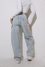 Afbeelding in Gallery-weergave laden, ByHan Balloon Loose Fit Glitter Jeans Blauw
