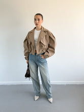 Afbeelding in Gallery-weergave laden, Lotte trenchcoat kort camel
