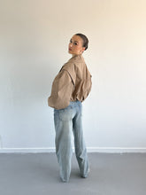 Afbeelding in Gallery-weergave laden, Lotte trenchcoat kort camel
