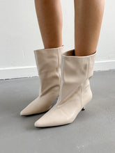 Afbeelding in Gallery-weergave laden, Lauren laarsjes creme
