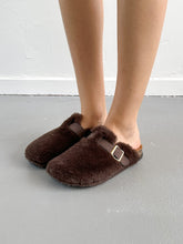 Afbeelding in Gallery-weergave laden, Lieke cloqs bruin

