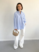 Afbeelding in Gallery-weergave laden, Blauw / Wit Gestreepte Blouse
