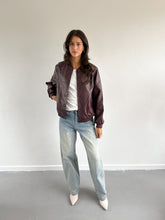 Afbeelding in Gallery-weergave laden, Pip leren jack burgundy

