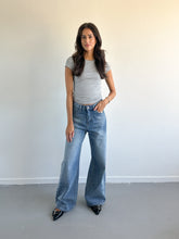 Afbeelding in Gallery-weergave laden, Rosie wide leg glitter jeans blauw

