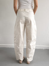 Afbeelding in Gallery-weergave laden, Marie balloon fit broek creme
