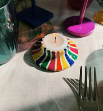 Afbeelding in Gallery-weergave laden, anna + nina Groovy Striped Tea Light Holder
