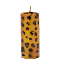Afbeelding in Gallery-weergave laden, anna + nina Large Leopard Print Pillar Candle
