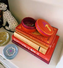 Afbeelding in Gallery-weergave laden, anna + nina Magic Mushroom Jewellery Box
